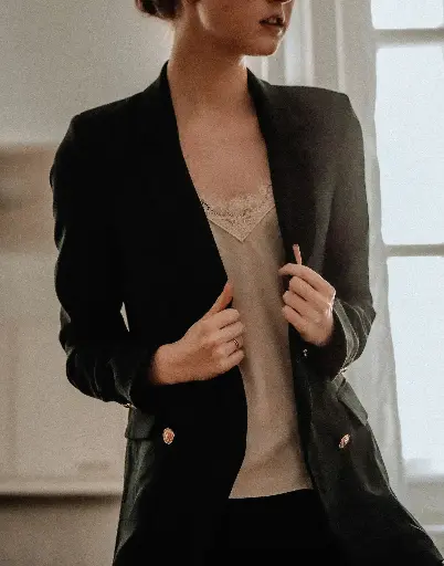 Tailored Blazer (Women)